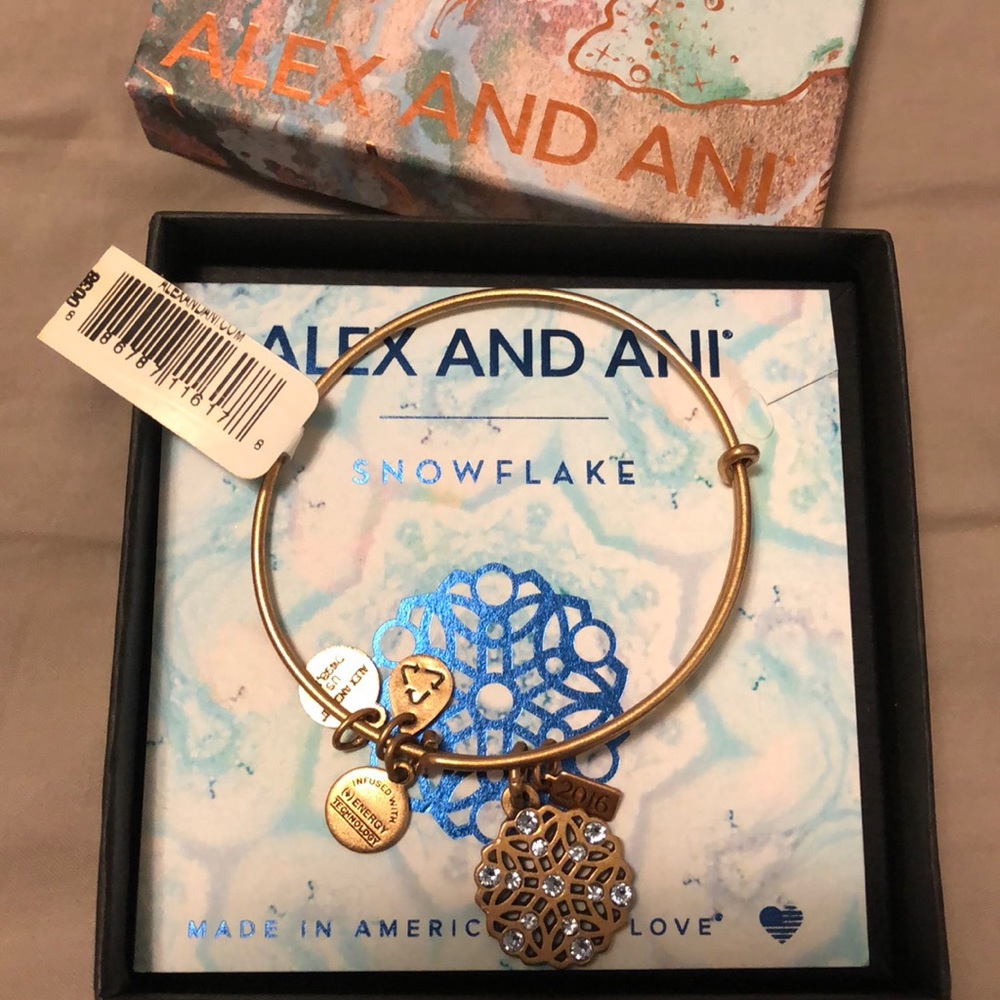 Alex and ani snowflake